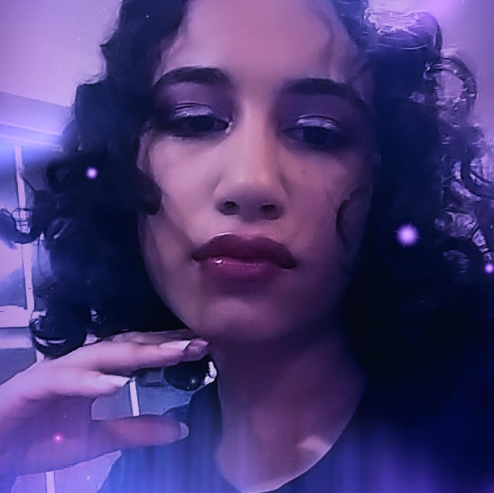 Meet your Posher, Natalie